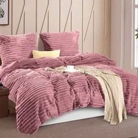 100% mikrošķiedras (plīša) LĪNIJU gultas veļas kompl. 200x220 cm GAIŠROZĀ- 22514